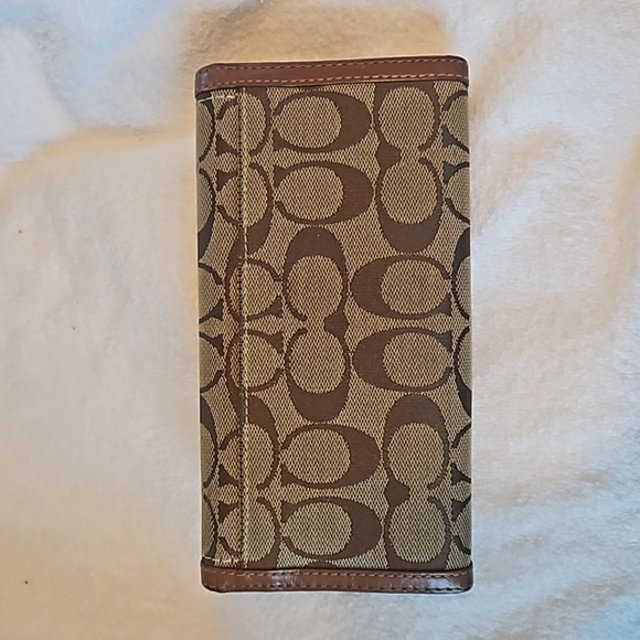 Coach Wallet - Picture 2 of 5
